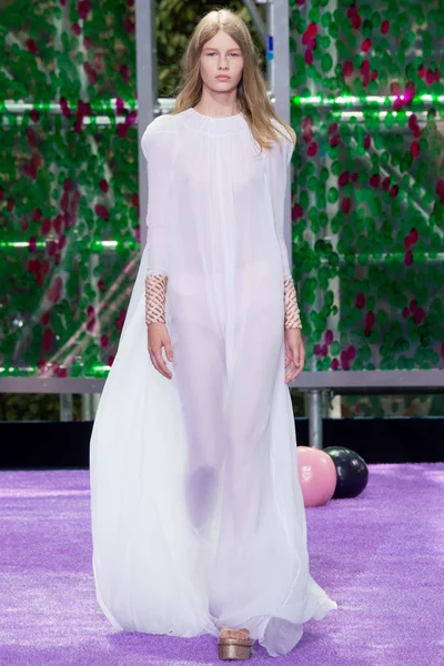 Look 1